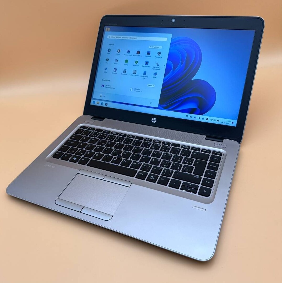 Notebook 14" HP.AMD PRO A10-8730B 4x2,40GHz.8gb ram.256gSSD - 10