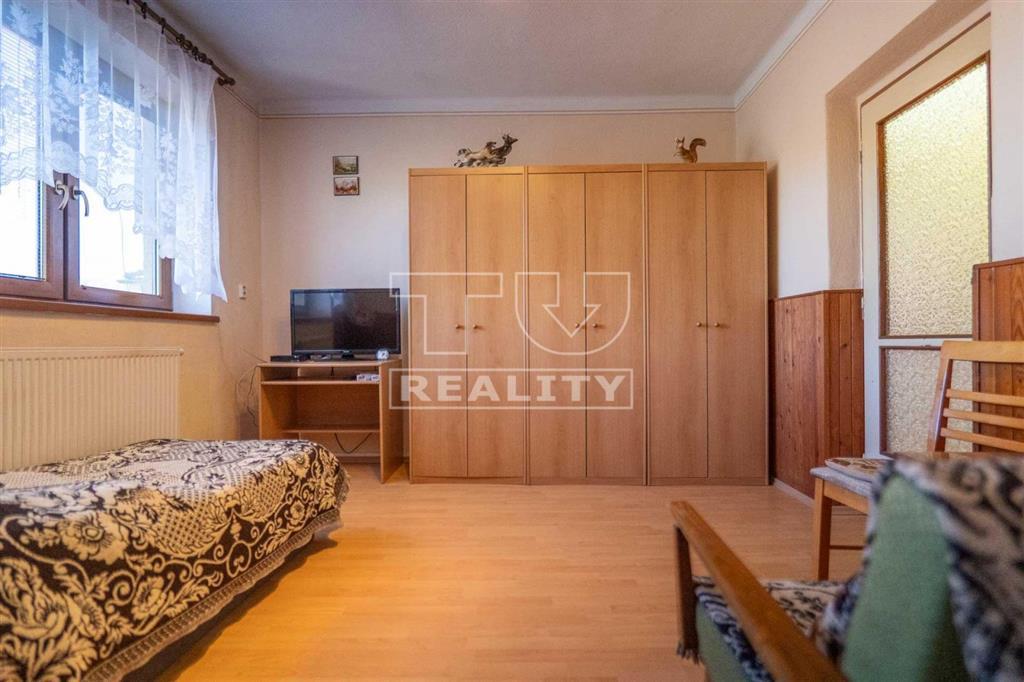 Rezervované Na predaj 4 izbový rodinný dom Malé... - 10