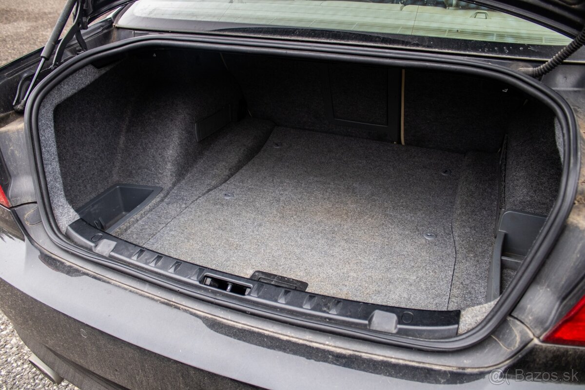 BMW Rad 3 320d E92 xDrive, 135kw, A/T - 10