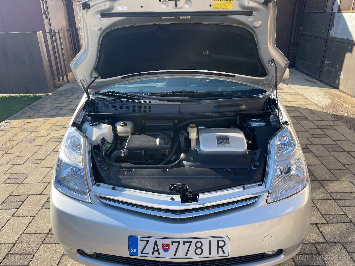 TOYOTA Prius - 10