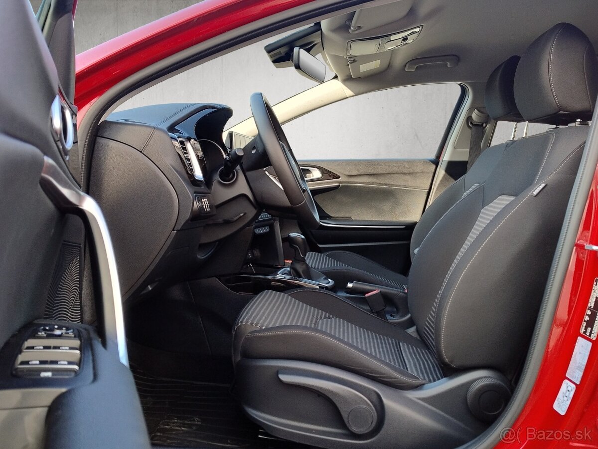 Predám KIA Ceed SW, 1,5T-GDi, M6 - 10