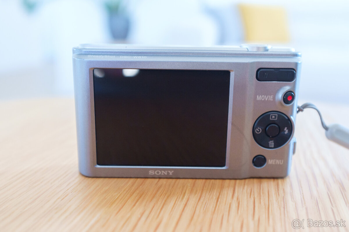 Sony Cyber-shot DSC-W810 šedý - 10