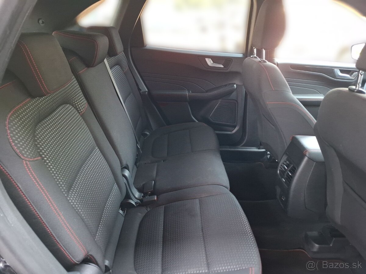 Ford Kuga ST-LINE 1.5 EcoBoost 150K 6M/T - 10
