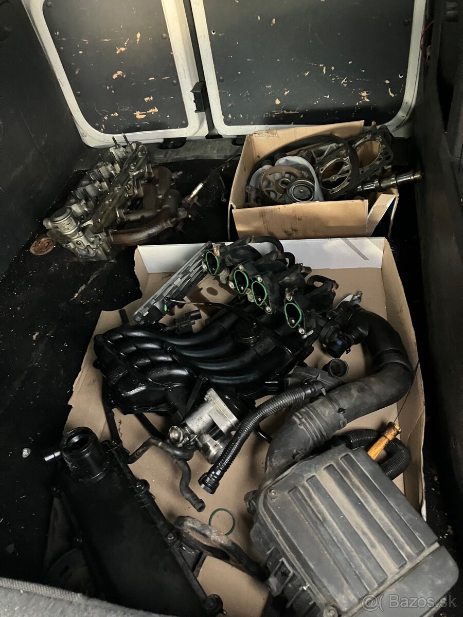 Rozpredam vw Caddy maxi 2013 1.6 bifuel CHGA - 10