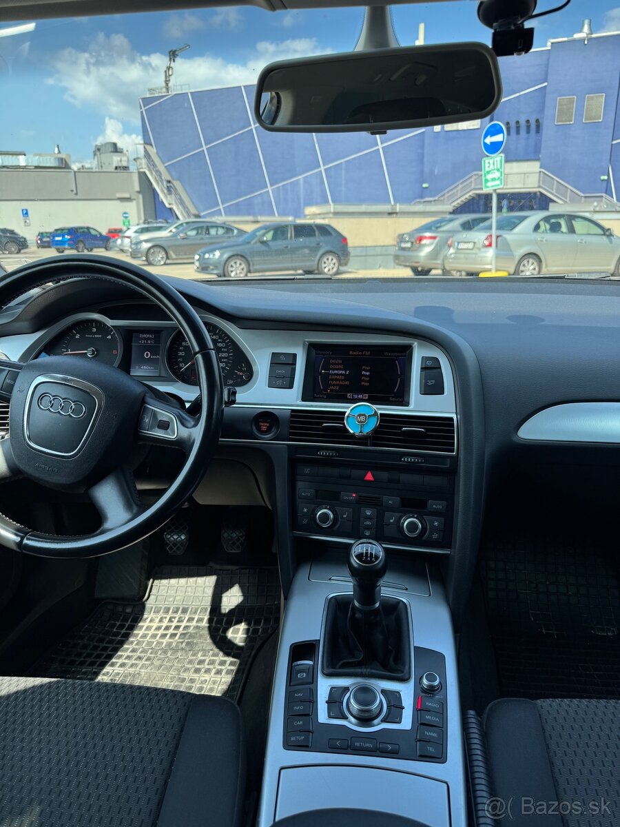 AUDI A6 Avant 2.0 TDI (2010) - 10