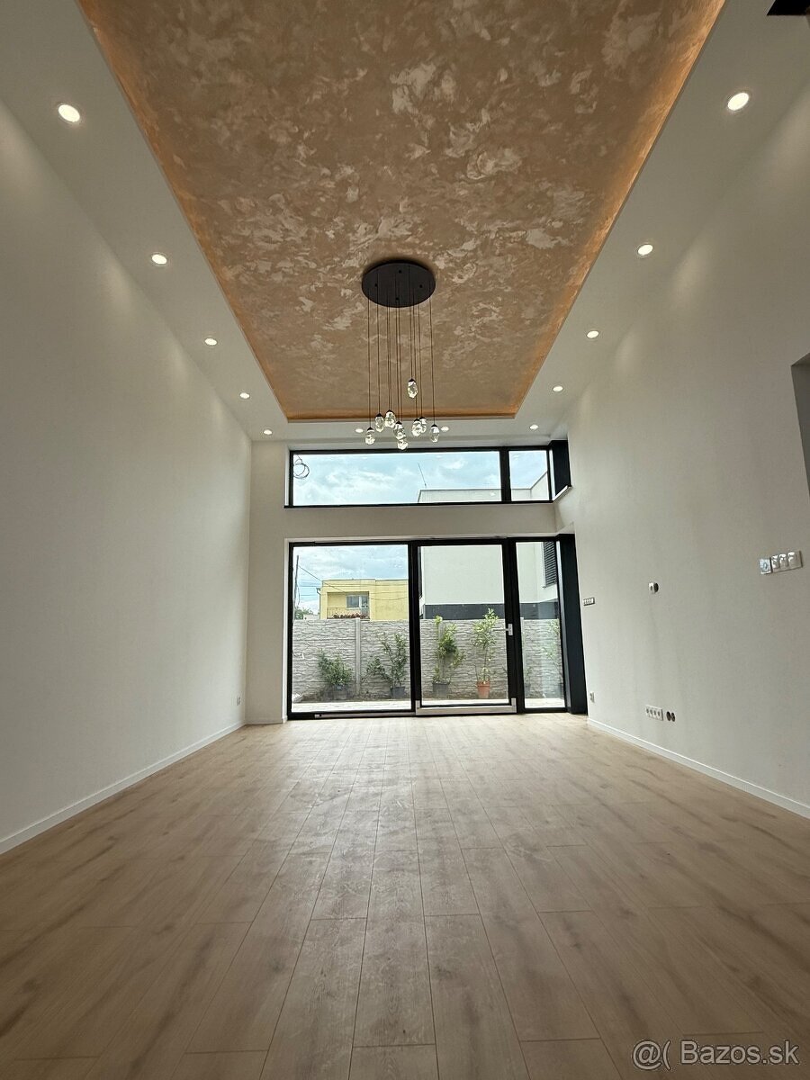 Luxusný dom na predaj - dokončený na kľúč - predaný - 10