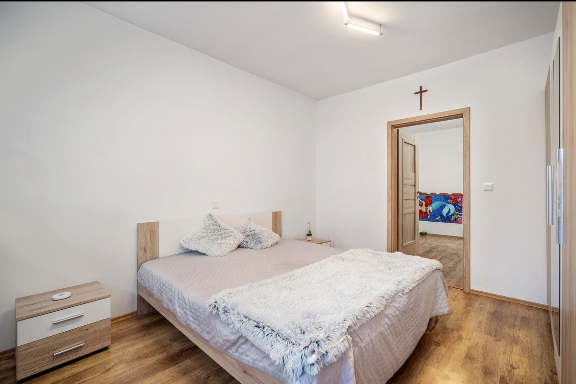 PREDAJ RD v Jelke s možnosťou dvojgeneračného bývania - 10