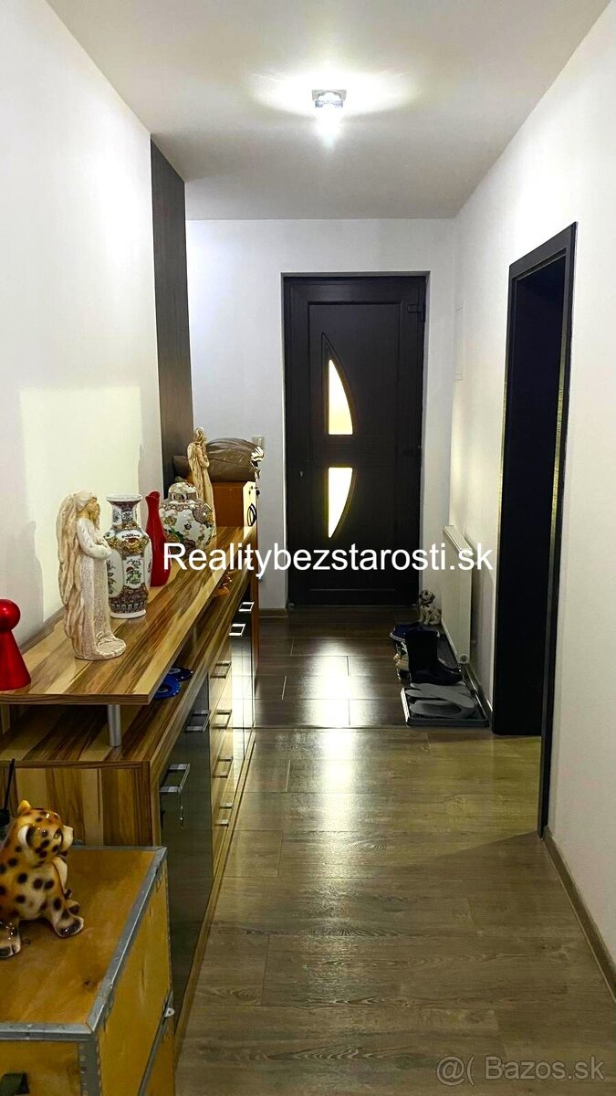 Rodinný dom s garážou Ivanka pri Nitre ZĽAVA - 10