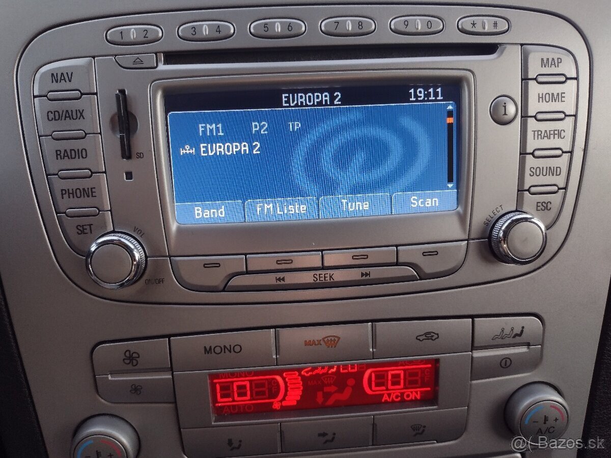 Predám ford galaxy - 10