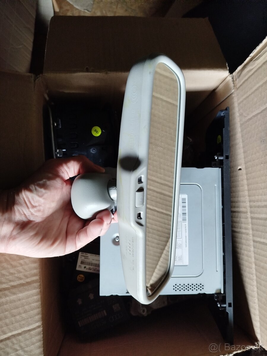 Rozpredám Superb 3 dvere (pravá strana) - 10