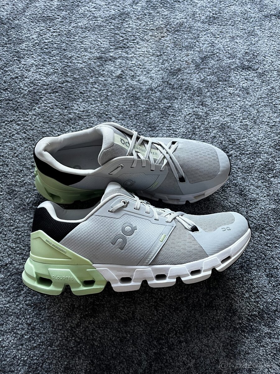 17x boty On Running Cloud vel 44 - 44,5 - 45 - 10