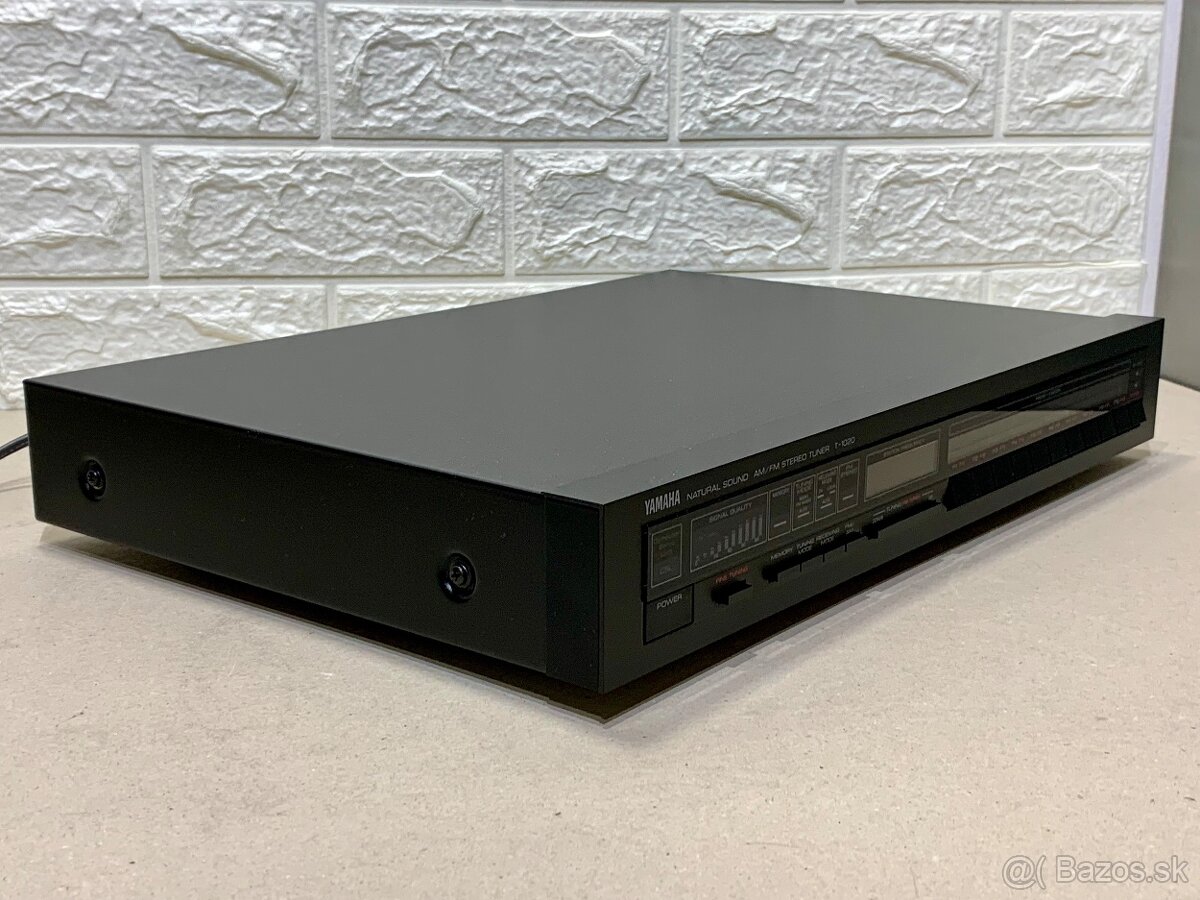 Yamaha T-1020 ….. FM/AM stereo tuner - 10