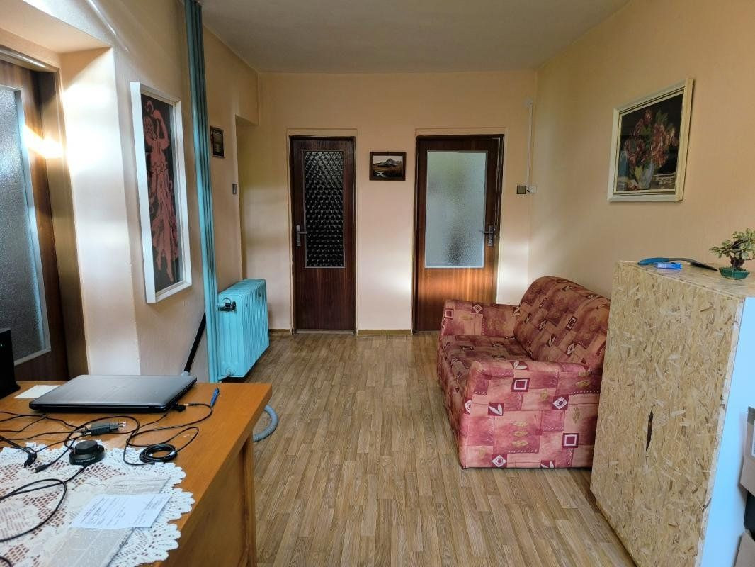 ZNOVU V PONUKE-PADNUTÁ REZERVÁCIA KRÁSNY ZAUJÍMAVO RIEŠENÝ - 10