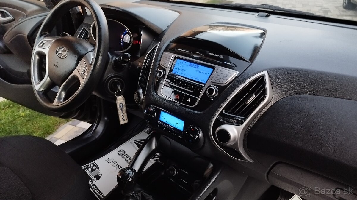 Hyundai iX35 1.7 CRDI 85KW .R.v:2012. - 10