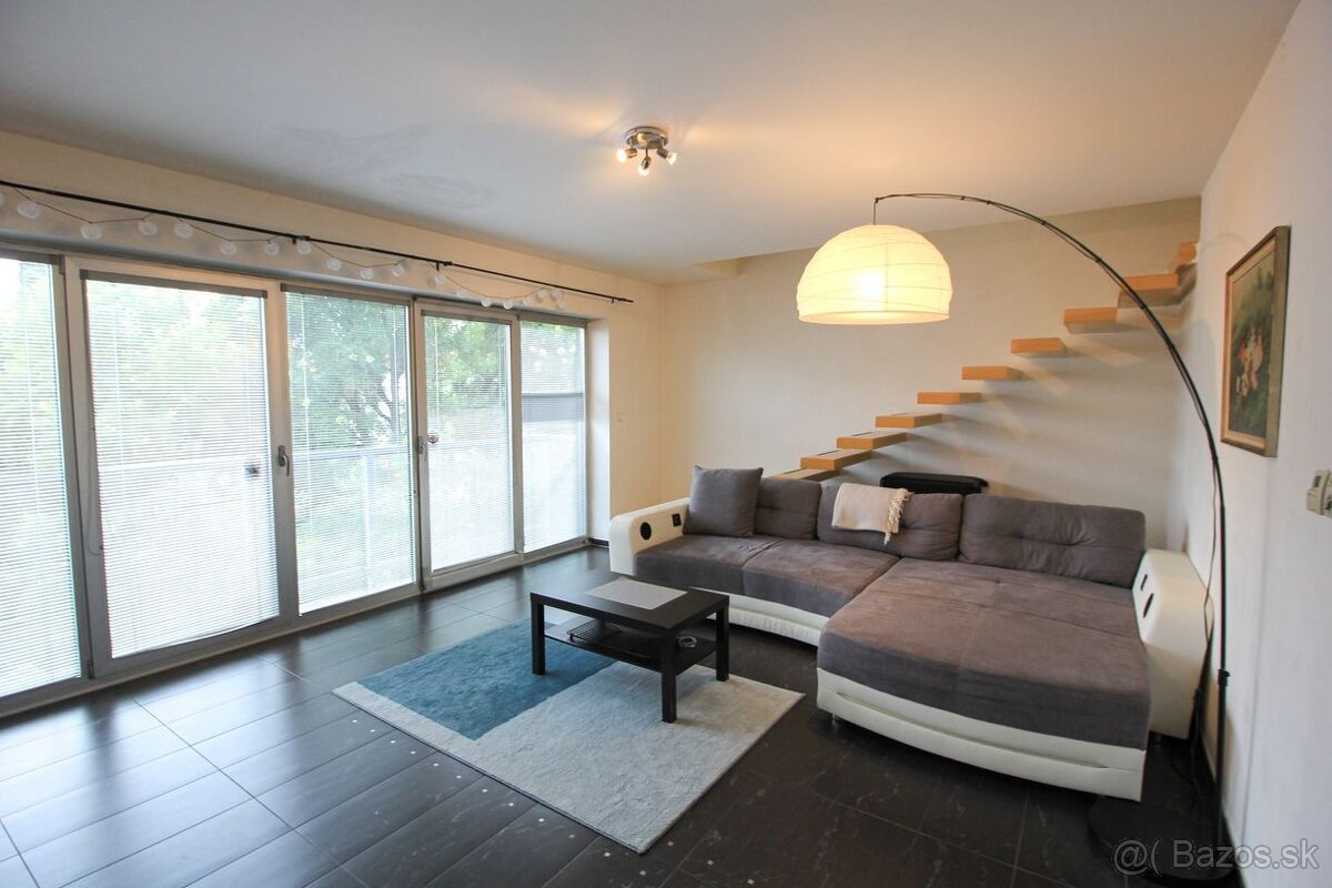 PREDAJ: Priestranný 3-izbový mezonet s terasou v atraktívnej - 10