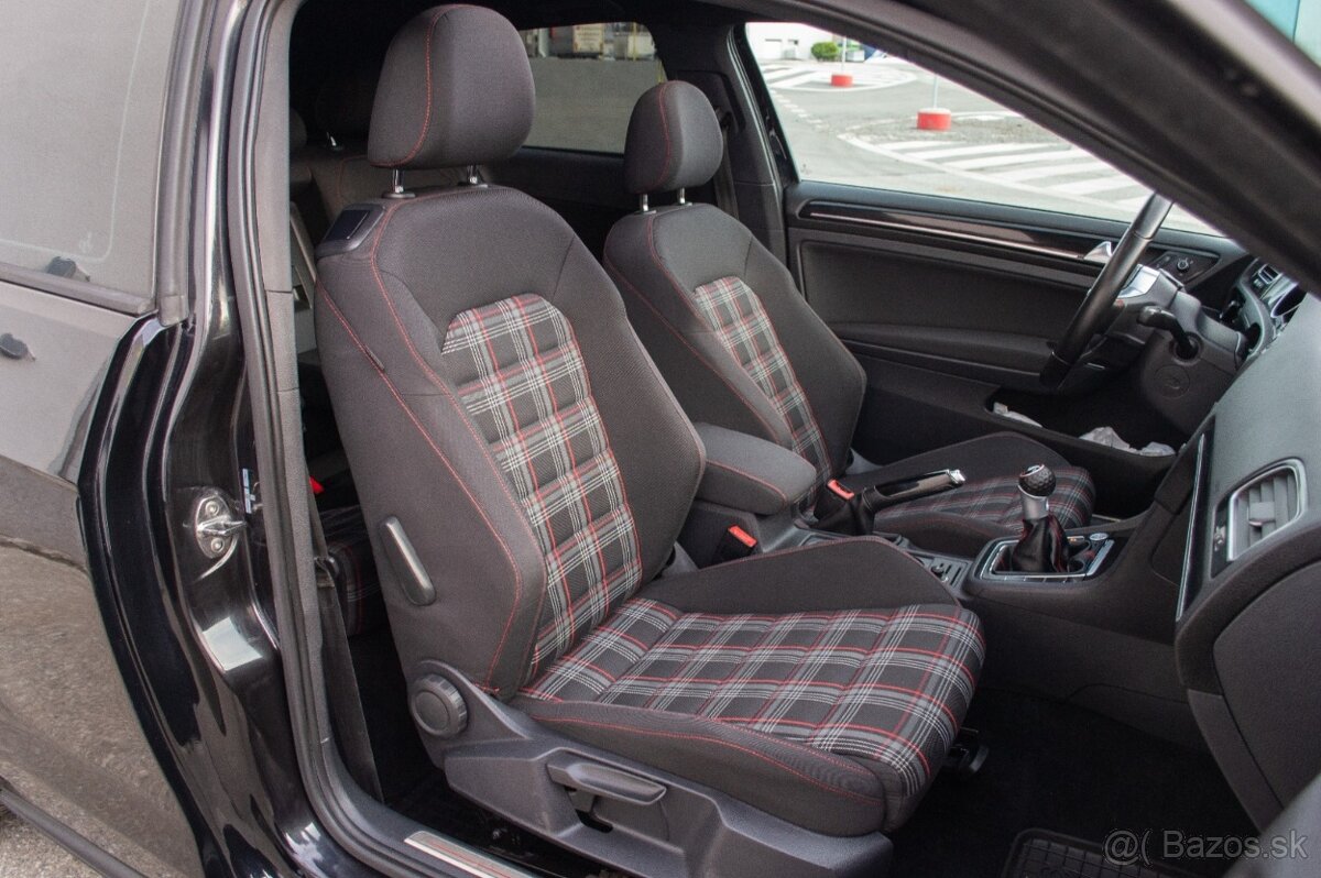 Volkswagen Golf GTI VII ( 7 ) - 10