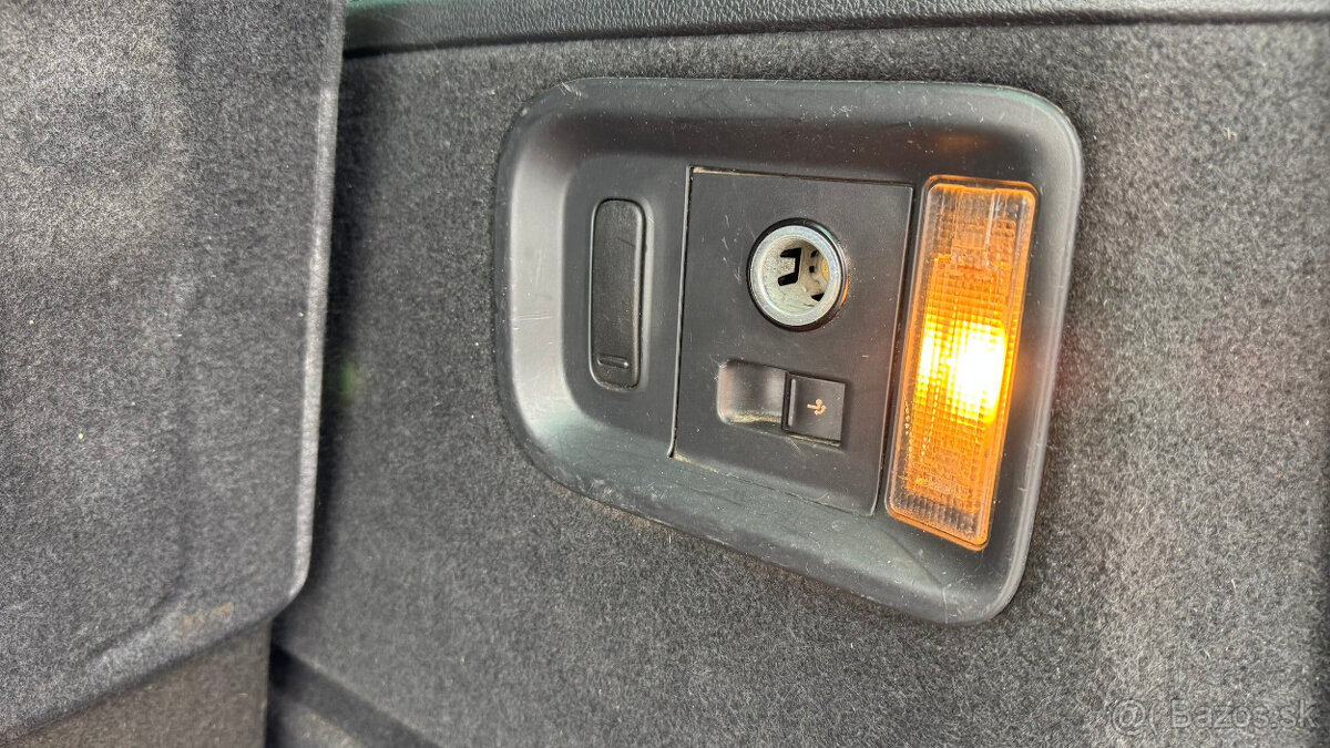 Volkswagen Sharan 2.0 TDI BMT Trendline - 10