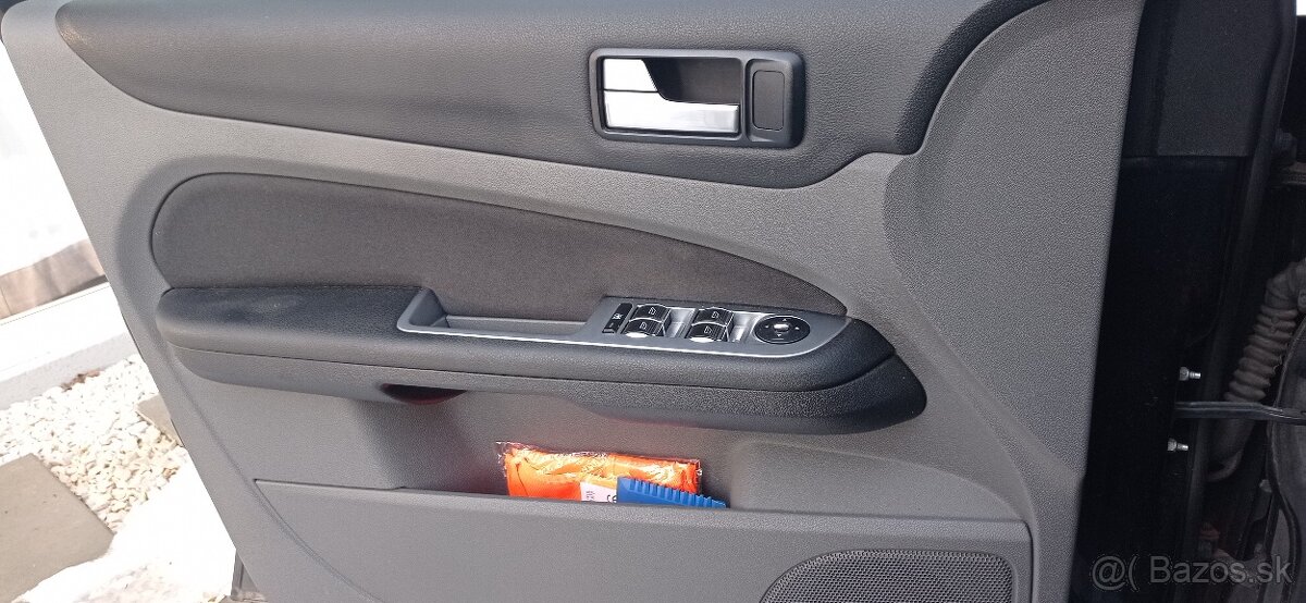 Predám Ford Focus combi 1,8 benzín,125HP Wagon Collection X, - 10