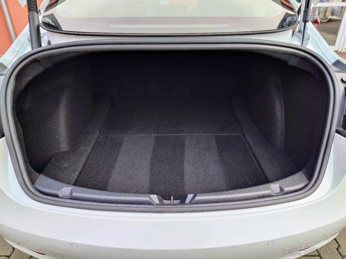 Tesla Model 3 Standard Range Plus 239 kW SOH 94,5 % (ODPOČET - 10