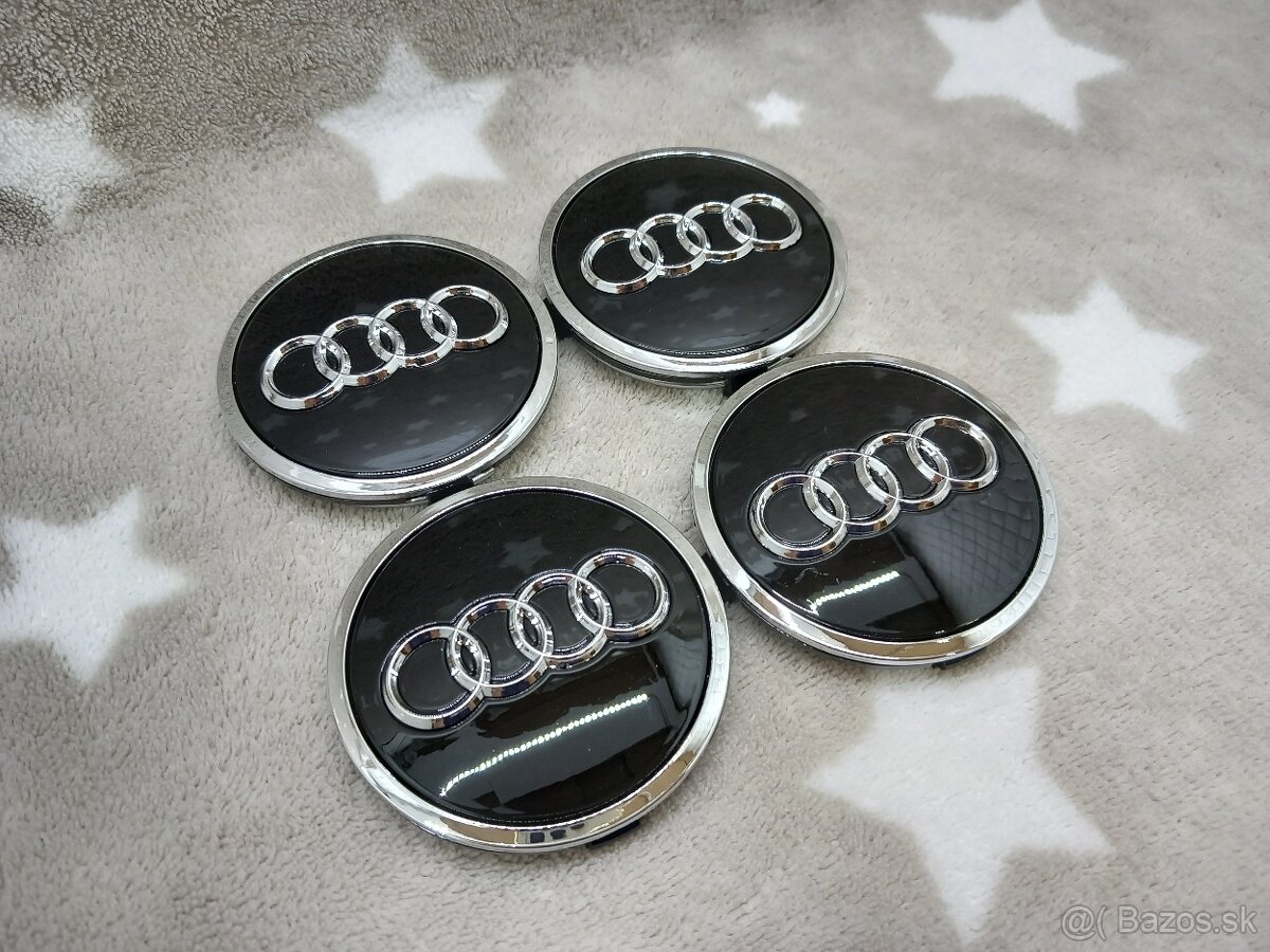 Středové krytky Audi, 61x58mm černá - 10