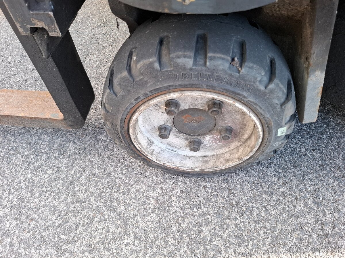 štvorcestný vozík Combilift C3000CB , 3 t diesel,pozicioner - 10