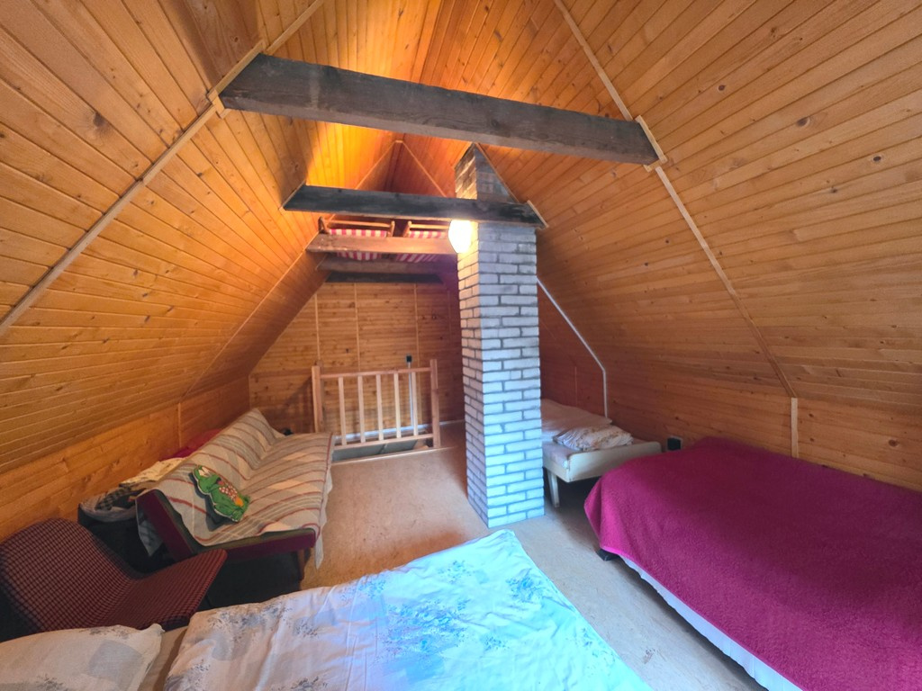 Predáme rekreačnú chatu, Varín - Pod Jedľovinou, R2 SK. - 10