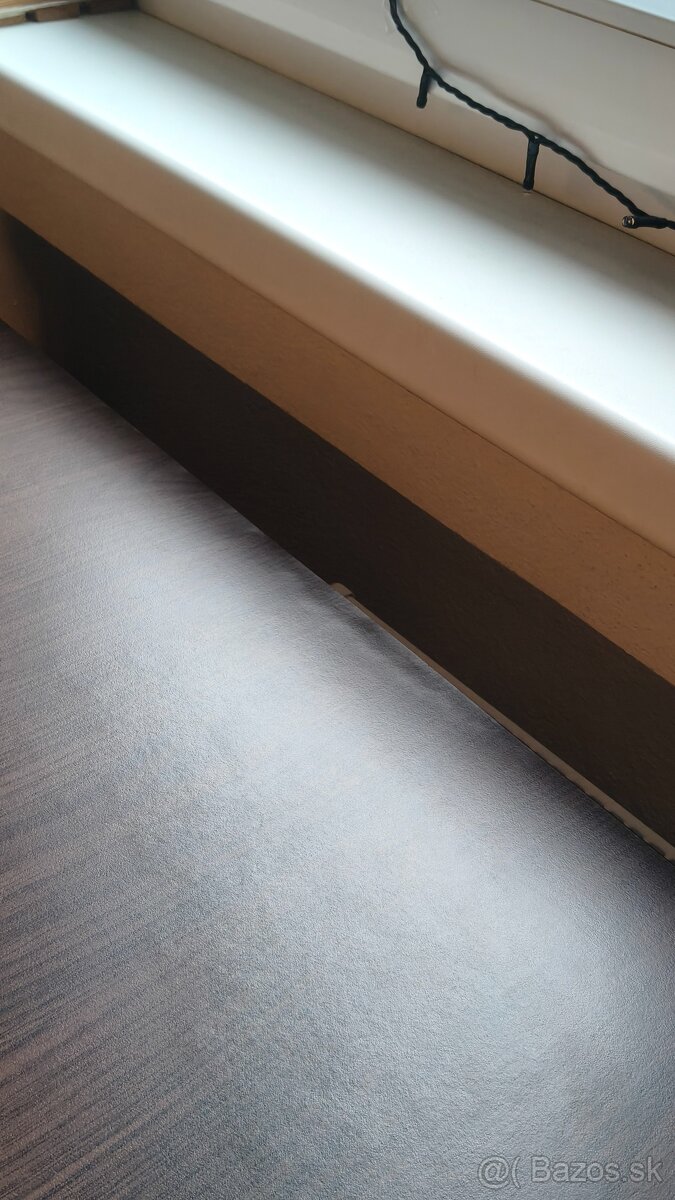 Predam stol + stolicky - 10