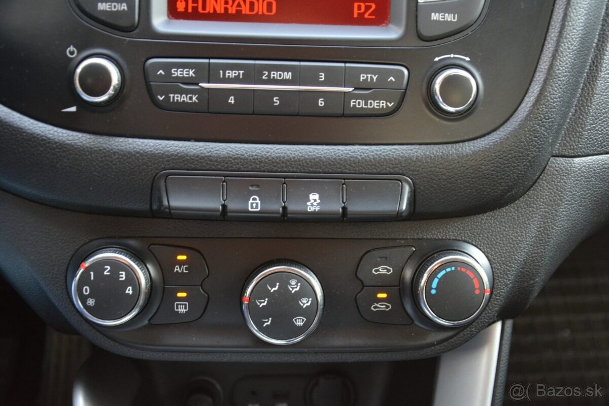 KIA Cee’d 1.6 CRDi, SR. voz - 10