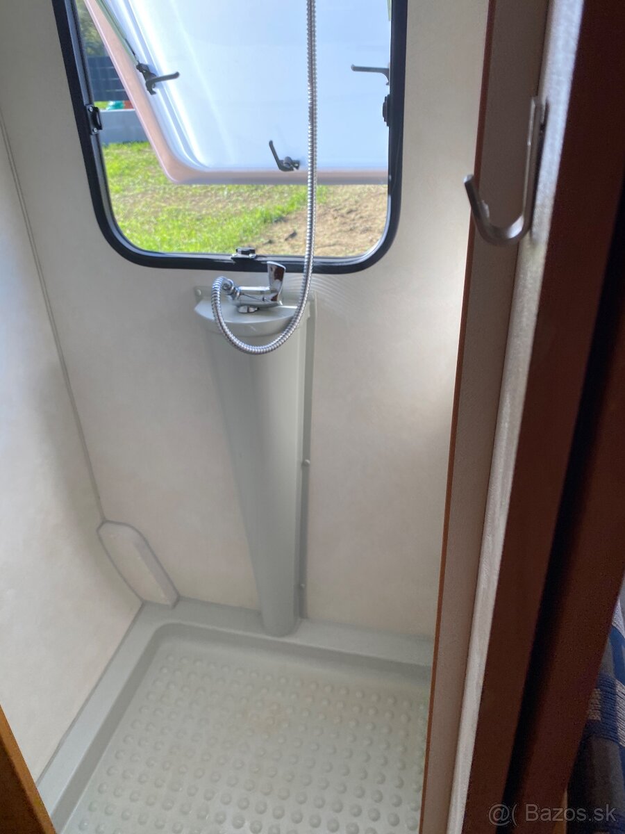 Predám karavan Adria Adora 542 UT - 10