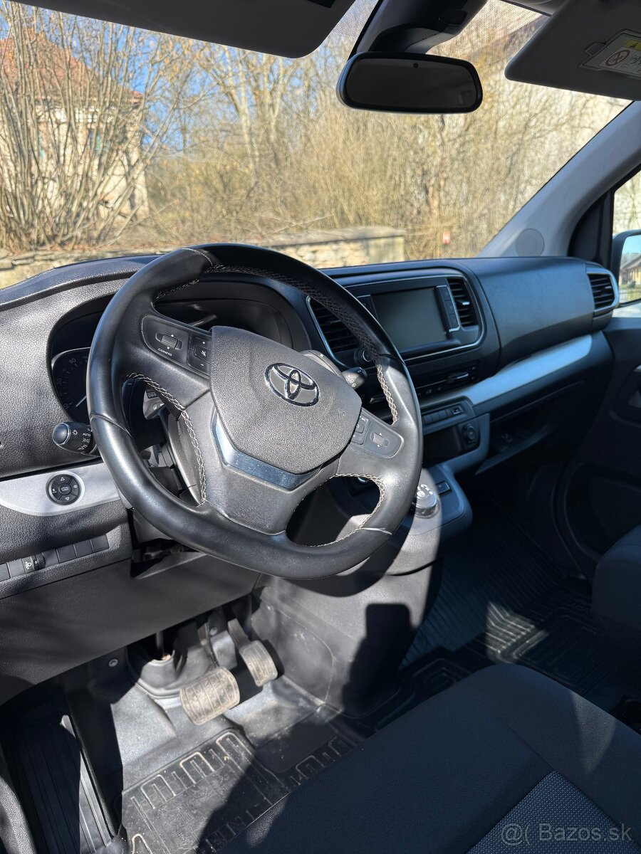 Toyota proace-verso - 10