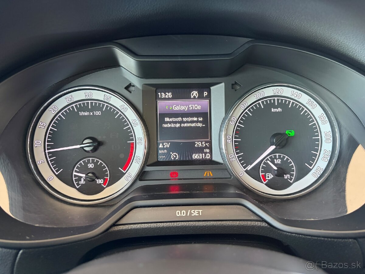 Škoda Octavia 3 2.0TDI 4x4 - 10