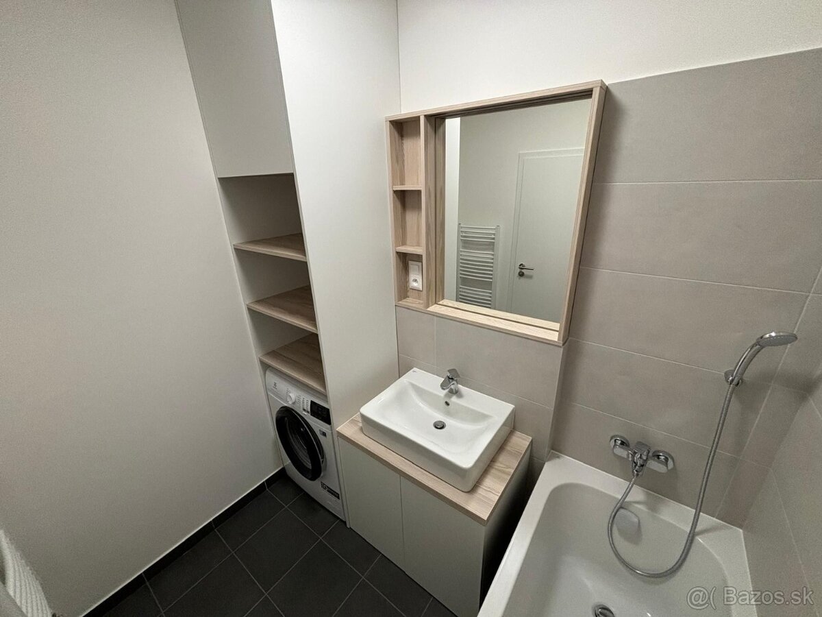 Na prenájom nový moderný 3i byt Petržalka - 10