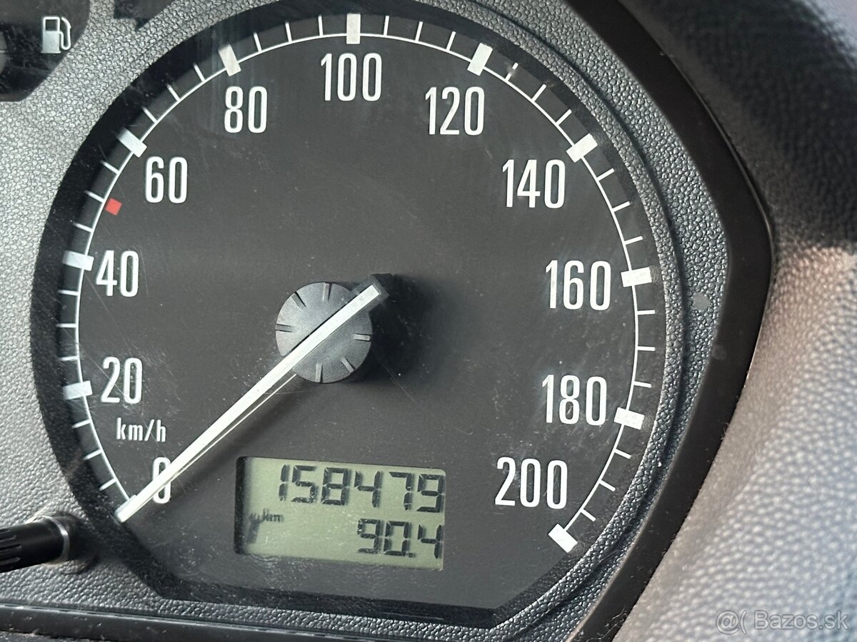 Škoda Fabia 2004 1.2 benzín STK 7/2026 - 10