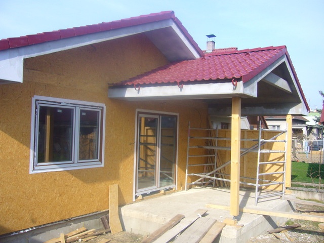 DREVOSTAVBY -chaty,domy, prístrešky - 10