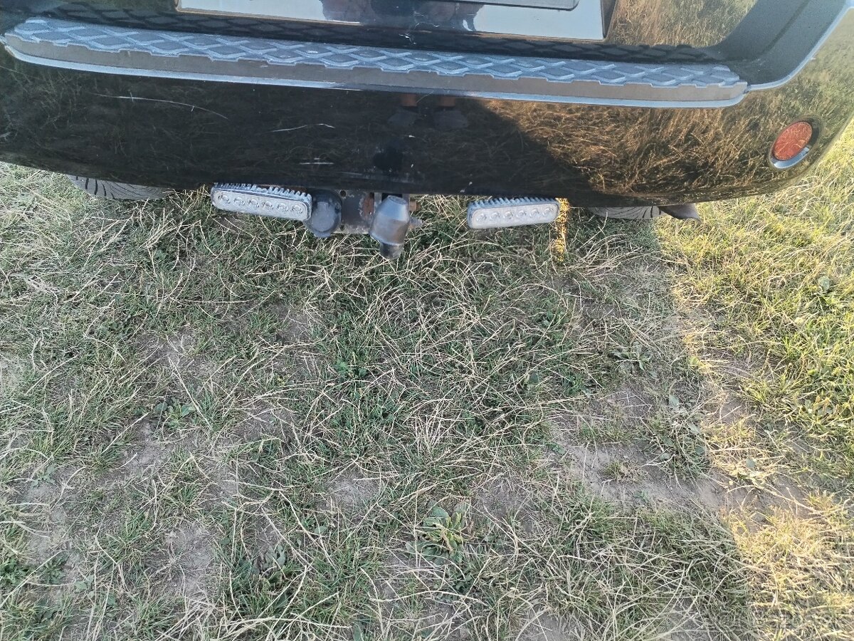 Nissan Pathfinder - 10