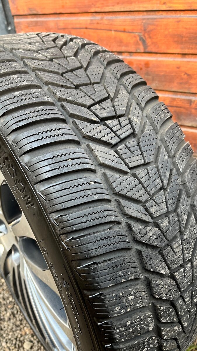 Zimná sada 5x112 r18 skoda Octavia 4 - 10