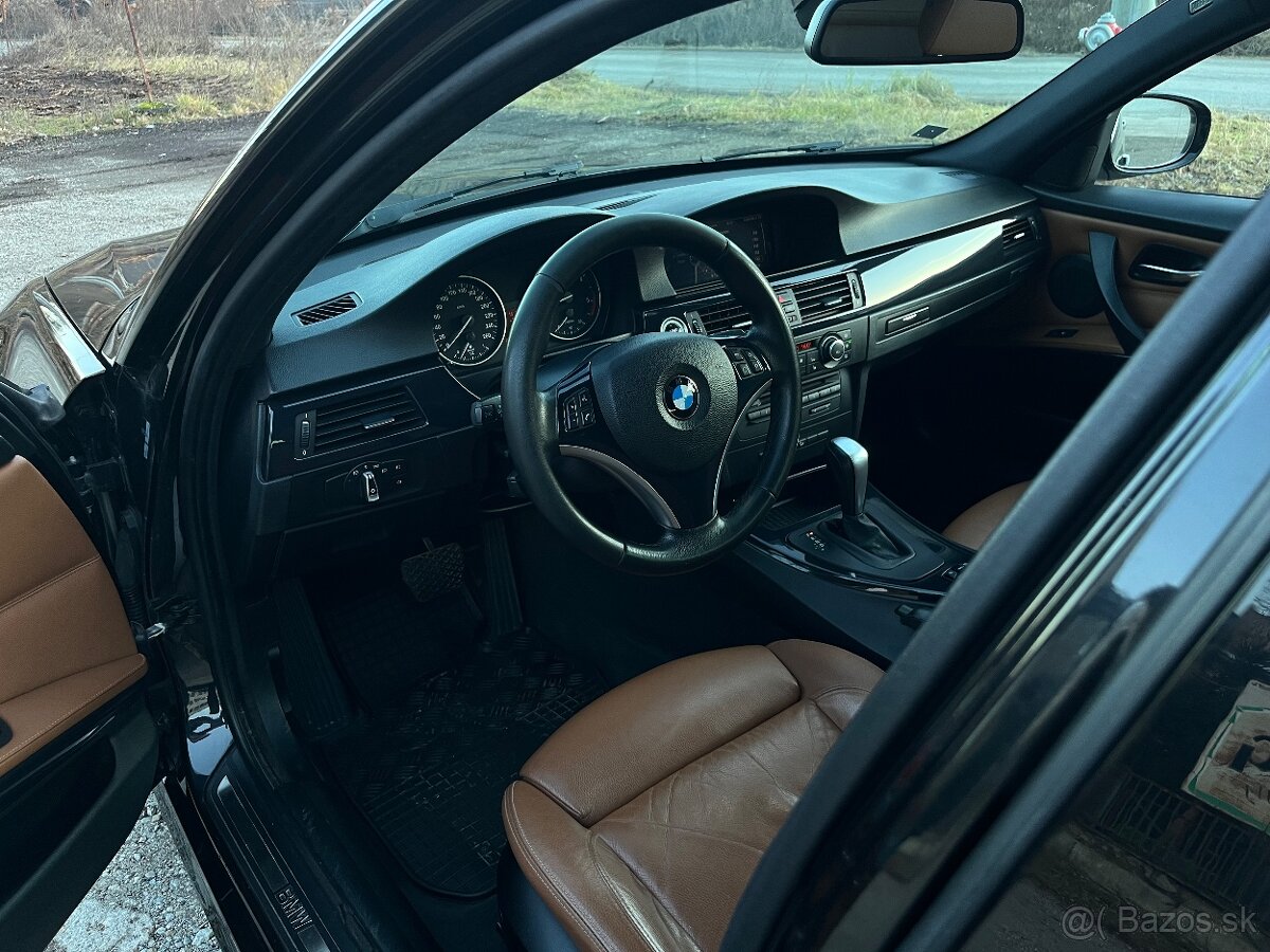 BMW e91 330xd Lci - 10