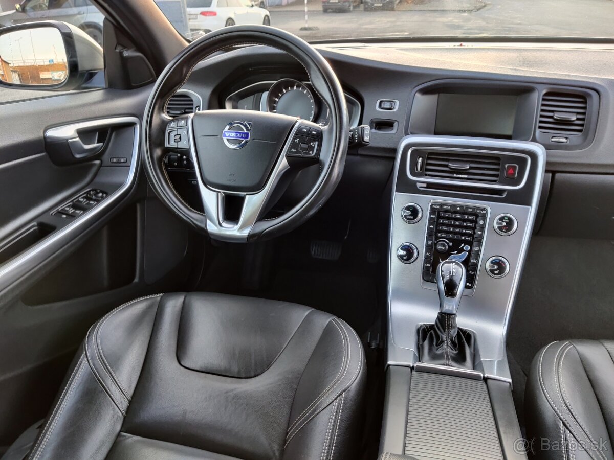Volvo V60 - 10