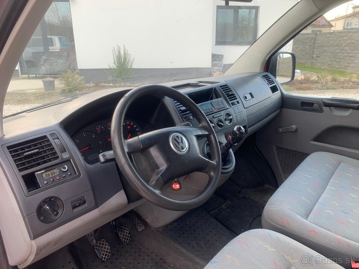 VW transporter T5 2,5tdi 4x4 dlhá verzia 6miest - 10