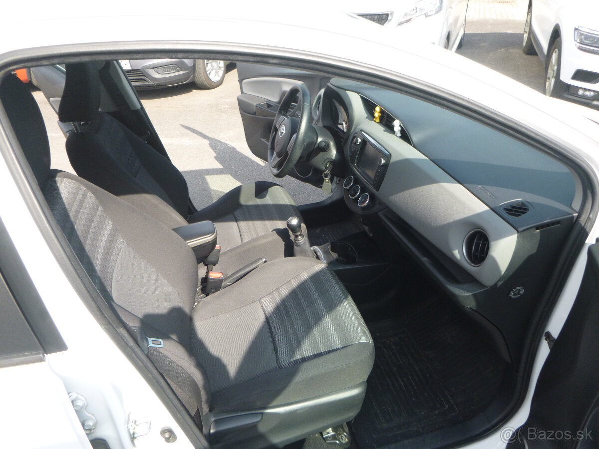 Toyota Yaris 1,3i 2016 - 10