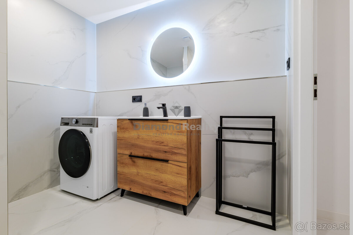 NA PREDAJ 2 IZBOVÝ BYT S LODŽIOU PO KOMPLETNEJ REKONŠTRUKCII - 10