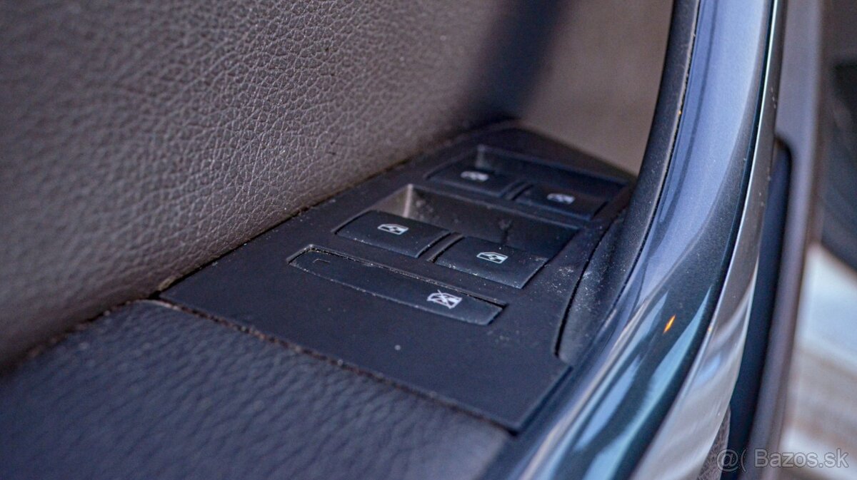 Opel Astra Sedan 1.6 CDTI 100 kw - 10