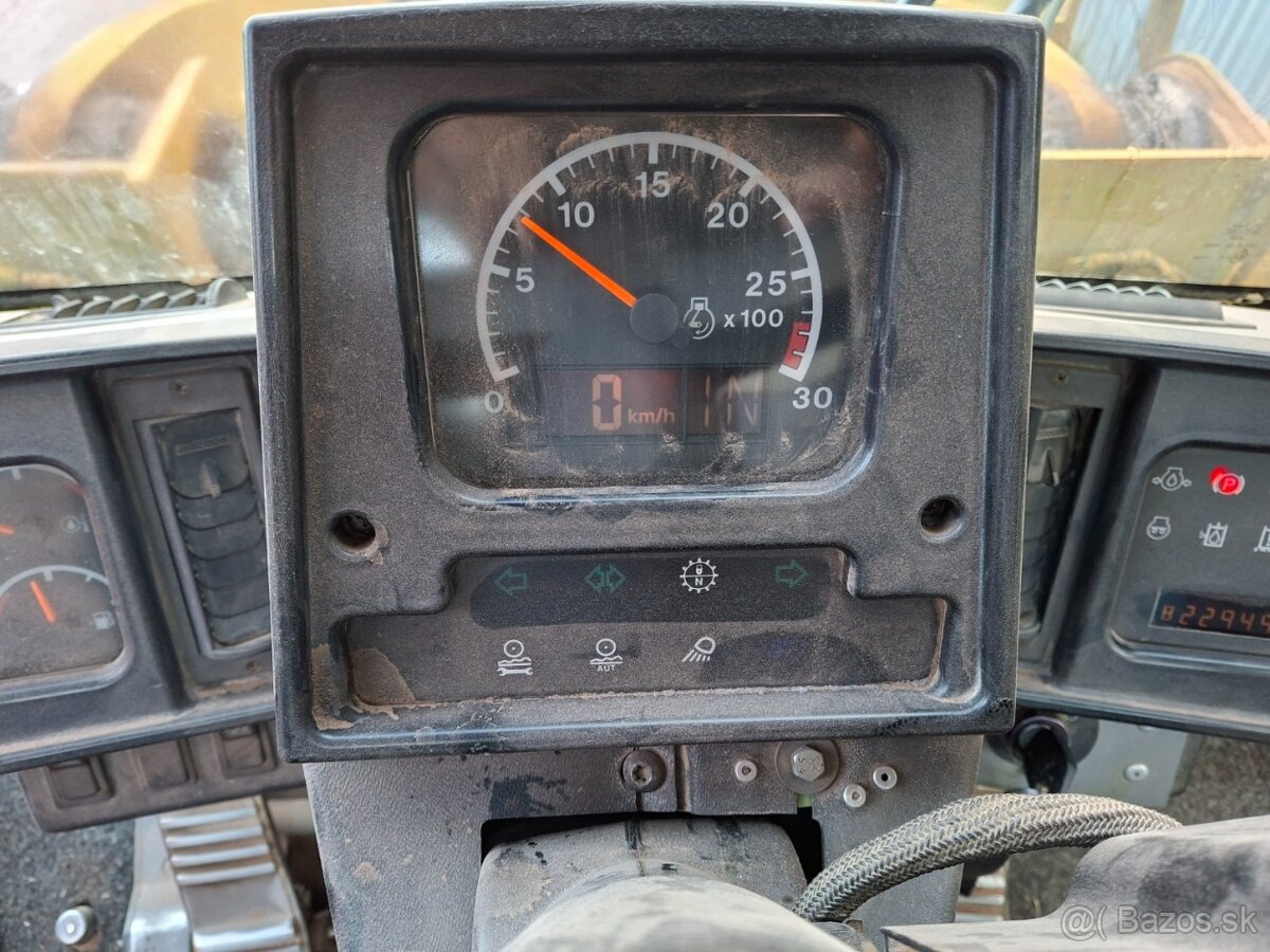 CATERPILLAR 962G 4X4 - 10