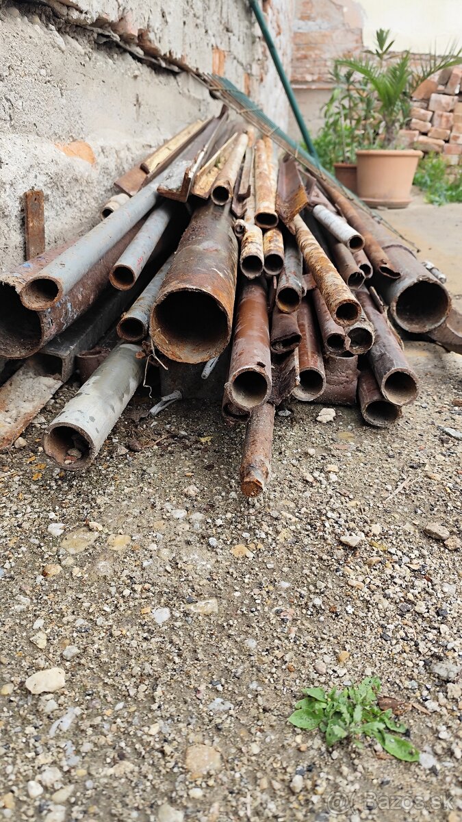 Železné konštrukcie na záhradu - 10