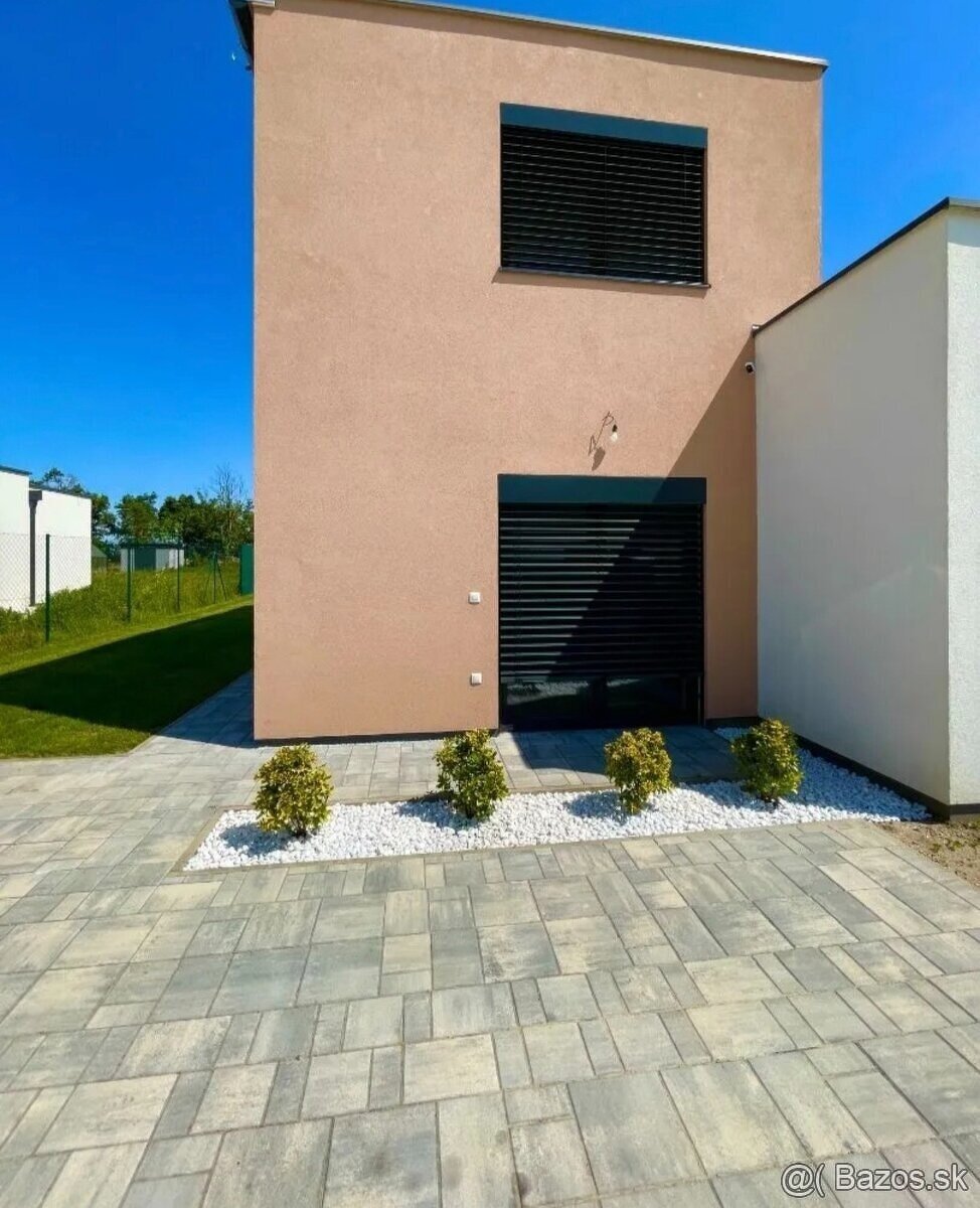 RD Hubice NOVOSTAVBA - 10