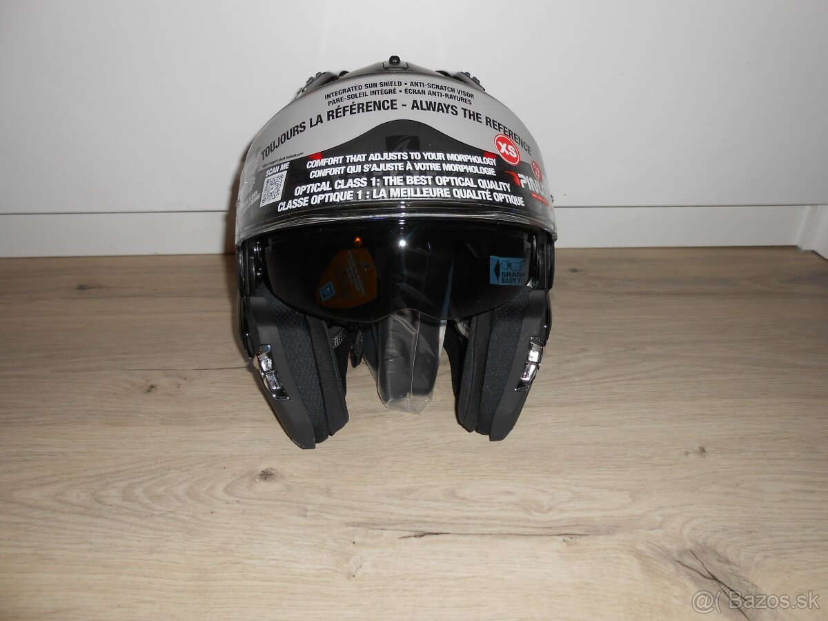 Predam krasnu novu moto prilbu znacky SHARK EVO GT SEAN MAT - 10