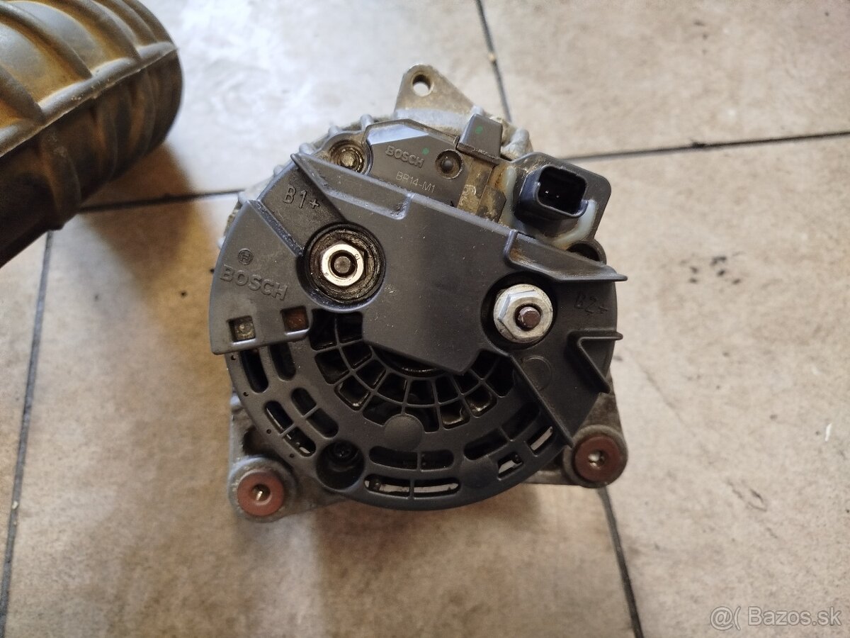 Hlava Motora Renault 2,5dti 107kw - 10