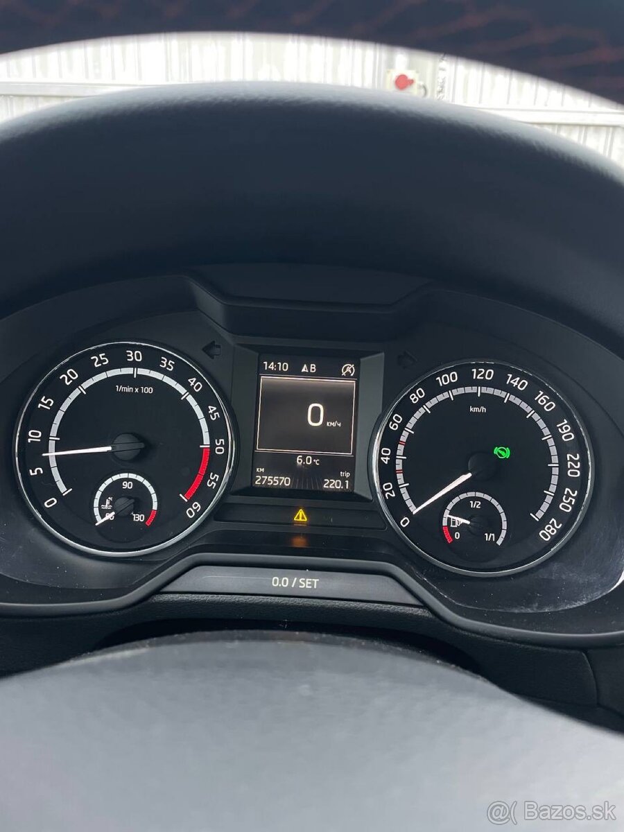 🚗 Škoda Octavia vRS | 2015 | 2.0 TDI DSG - 10