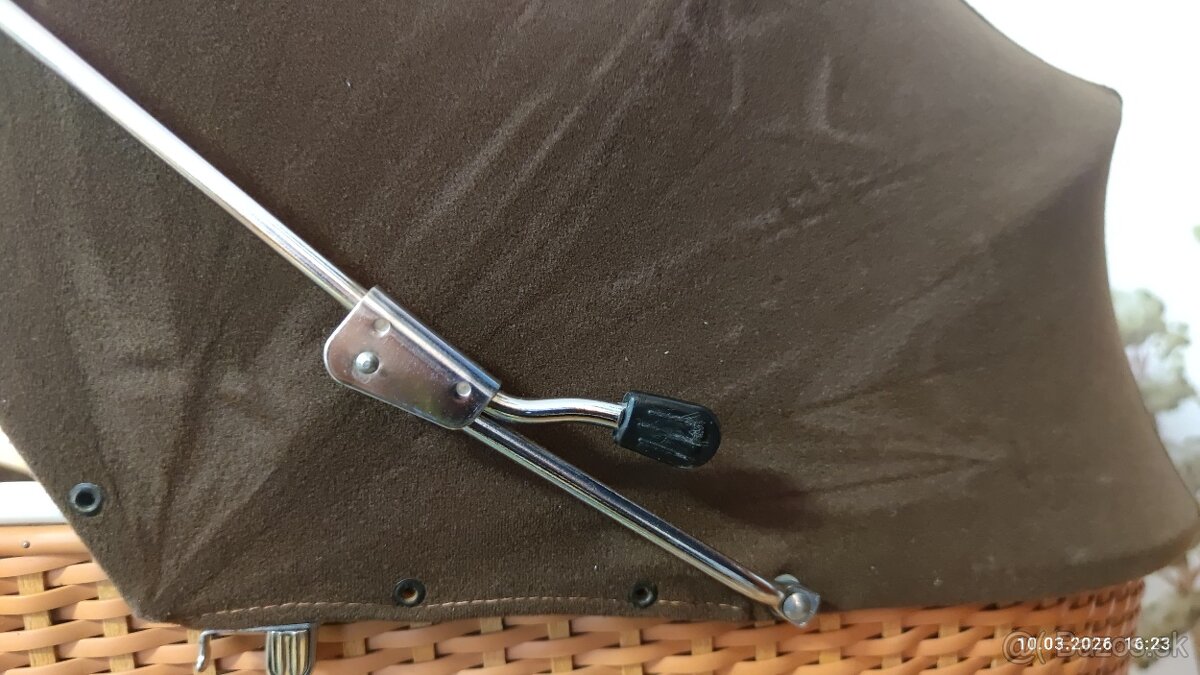 RETRO KOCIK LIBERTA - 10