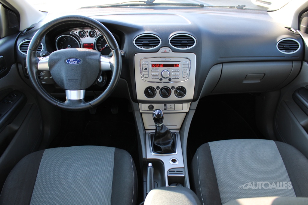 Ford Focus Combi 2,0 i + LPG 107 kW - 10